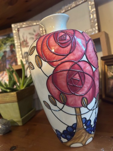 old+tumpton+ware+vase