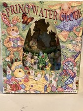 NWB Spring Water Globe Musical