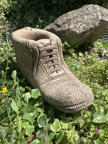 Stone garden detailed boot - detailed,
