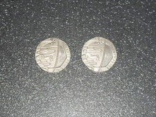 2 Genuine Rare Undated 20p Coin Royal Mint Error Coin no date 20 pence mule.