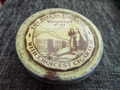 Vintage empty balkan sobranie - vintage,
