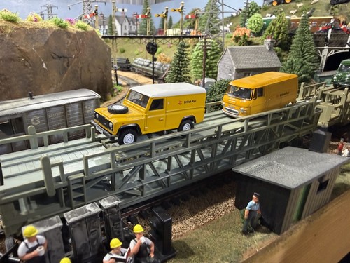 Hornby car transporter - hornby,