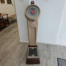 Vintage Avery Platform Pharmacy Weighing Scales Retro Pub Doctors 1p c. 1970s