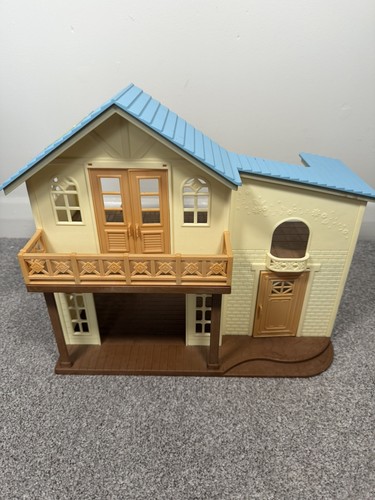 Sylvanian families hillcrest - families,
