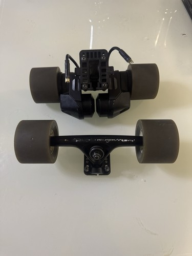 Boosted board mini trucks - board, x