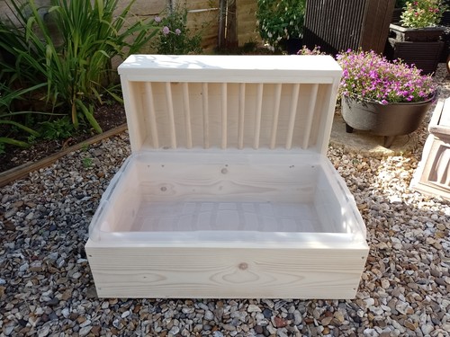 Rabbit hay feeder - xl,
