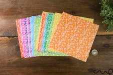 20 x Flower Patterned Origami