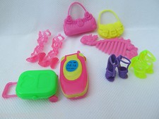 8 PCS FASHION DOLL SIZED ACCESSORIES SHOES BOOTS HANDBAGS COMB SUITCASE UKSELLER
