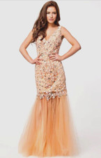 Forever Unique size 14 Apricot