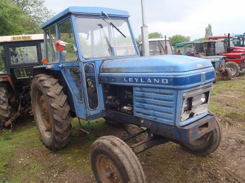 Leyland 255 270 tractor - ,