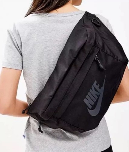 Nike tech fanny - nike, hip