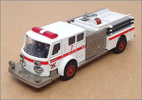 Corgi scale 97325 - corgi,