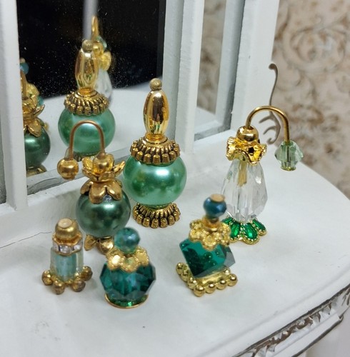Dolls house green perfume