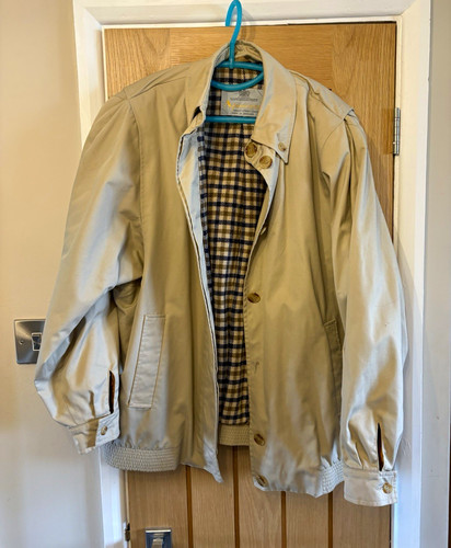 Aquascutum beige bomber jacket - aquascutum,