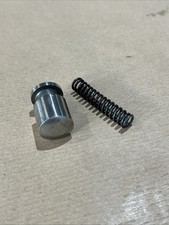 Jaguar E Type Gearbox Reverse Gear Speed Change Fork Plunger C25468 Spring C9849