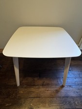 Julian Bowen Casa Square