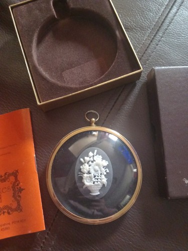 Vintage collectable cameo - collectable,