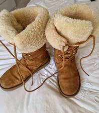 Ugg Montclair Tan Shearling