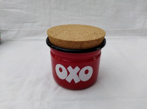 Oxo enamel tin with - with, lid