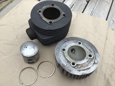 Vespa GS150 Barrel and Piston and Cylinder Head.