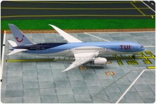 1:400 Phoenix TUI BOEING 787-9