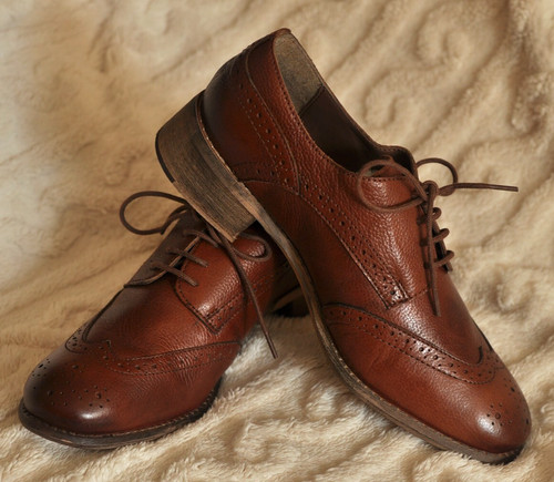 White stuff leather lace - leather,