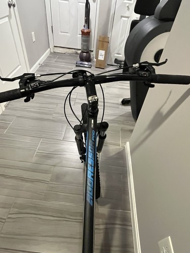 Aggressor pro mountain - gt, bike