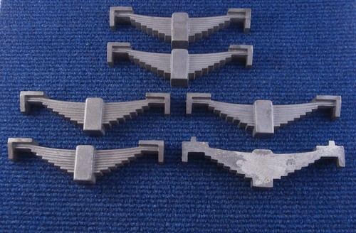 Six cast iron dummy - cast,