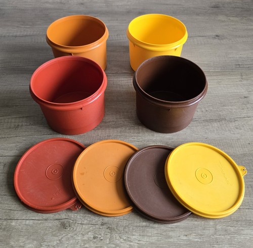 Vintage tupperware with lids - vintage,
