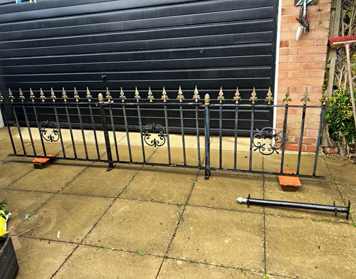 Black gold metal driveway - black,