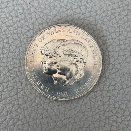 Vintage 1981 lady diana and - vintage,
