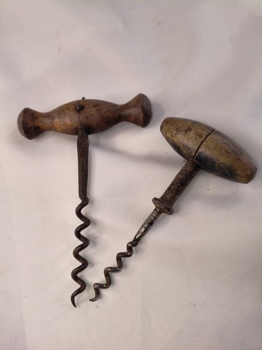 Vintage corkscrew wine - x2,