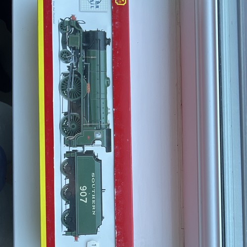 Hornby r2843 schools - hornby,