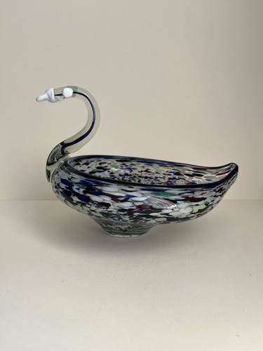 Vintage art glass swan bowl - art,