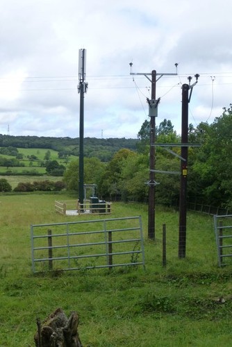 Photo 6x4 communications mast - communications,