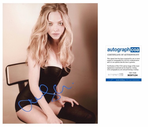 Amanda seyfried autograph - amanda,