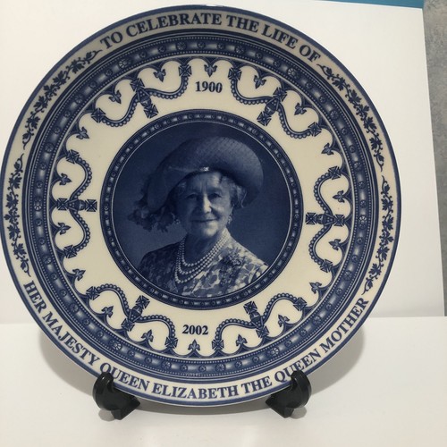 Wedgwood queen mother 2002 - wedgwood,