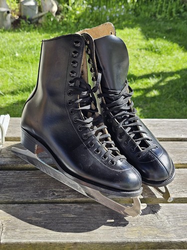 Pair vintage black leather - vintage, ice