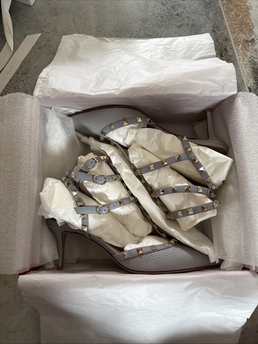 Valentino garavani rockstud - valentino,