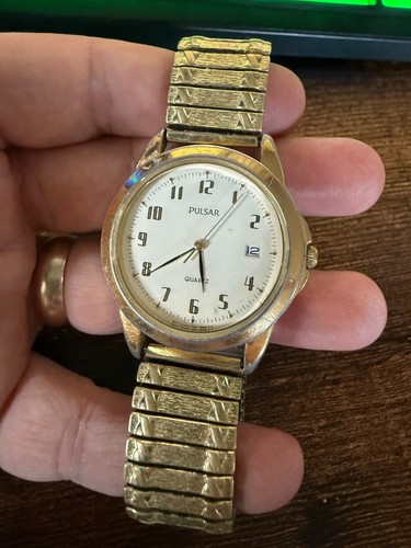 Pulsar seiko - by,