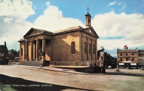 Chipping norton town - town, hall