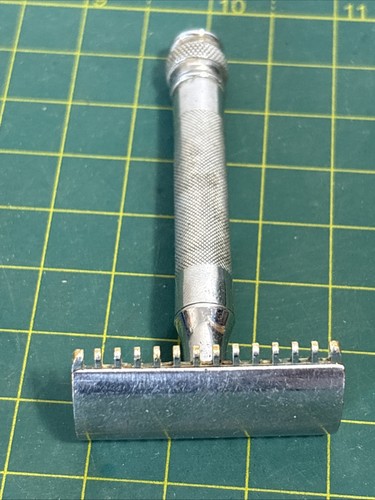 Vintage double edge razor - ,