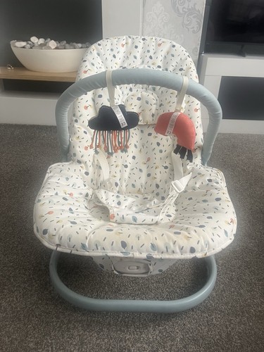Mamas papas bouncer chair - &,