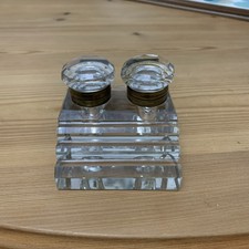 NICE HEAVY 19th C. ANTIQUE HAND BLOWN CUT GLASS BRASS BANDED DOUBLE INKWELL