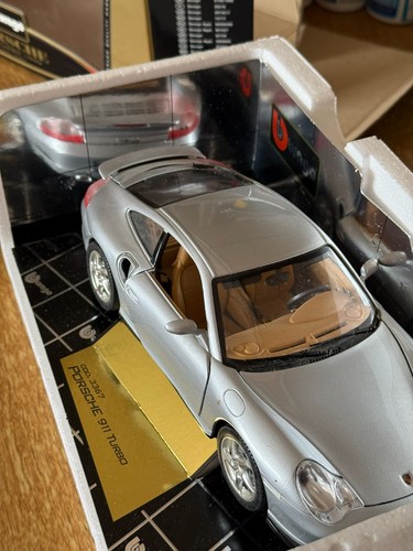Bburago porsche 911 - 911, (996)