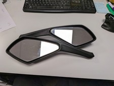 Triumph Street Triple 675 / R