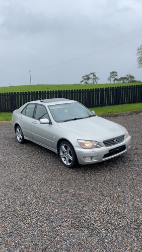 Lexus is200 1999 wheel nut - 1999,