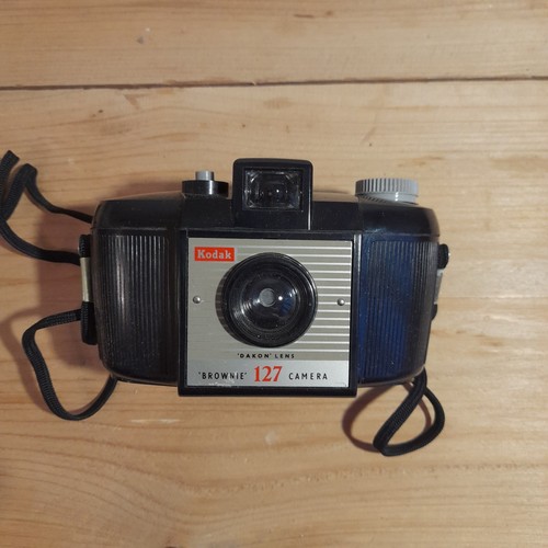 Kodak brownie 127 film - kodak,