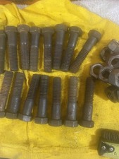 7/16 Unc Bolts Pack Of Twenty Plus Nuts Pre owned Been In The Garage