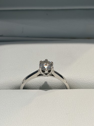 Leo diamond ring natural - leo,